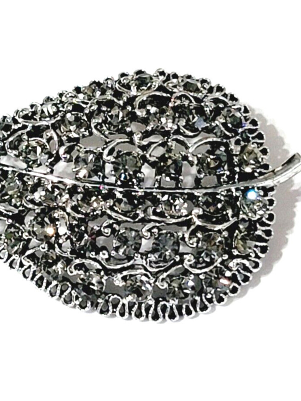 Gray Rhinestone Leaf Brooch Pin, Large Sparkly Silver-tone Vintage sf-8